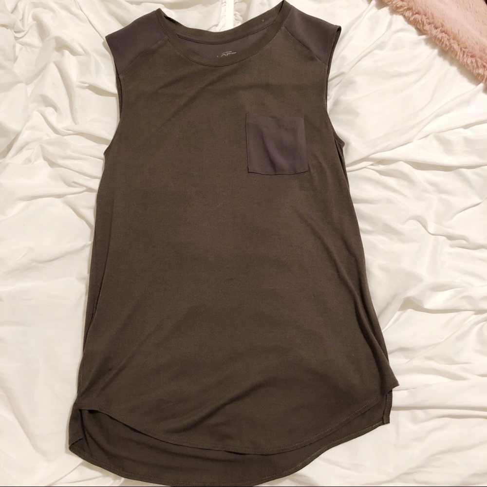 Olive Green Sleeveless Pocket Blouse